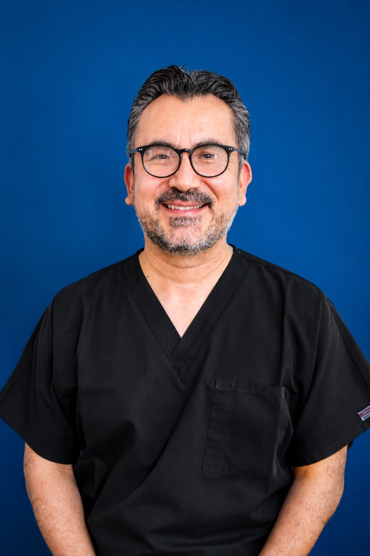 Dr. Carlos A. Estrada Tristan